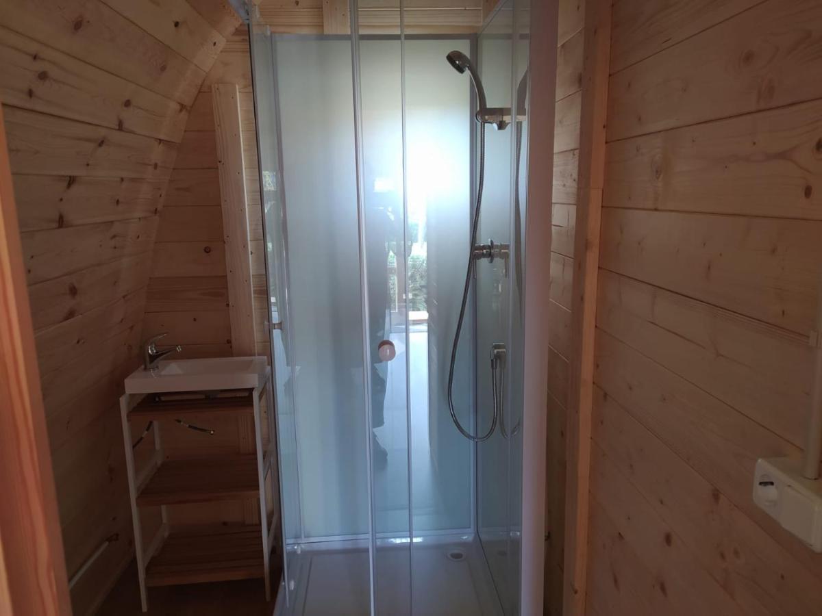 Bungalow 3 Personas - Camping Playa De Tapia Tapia De Casariego Zewnętrze zdjęcie